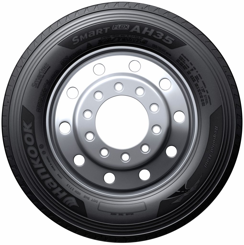 Hankook Hankook Smart Flex AH35 215/75R17.5 4